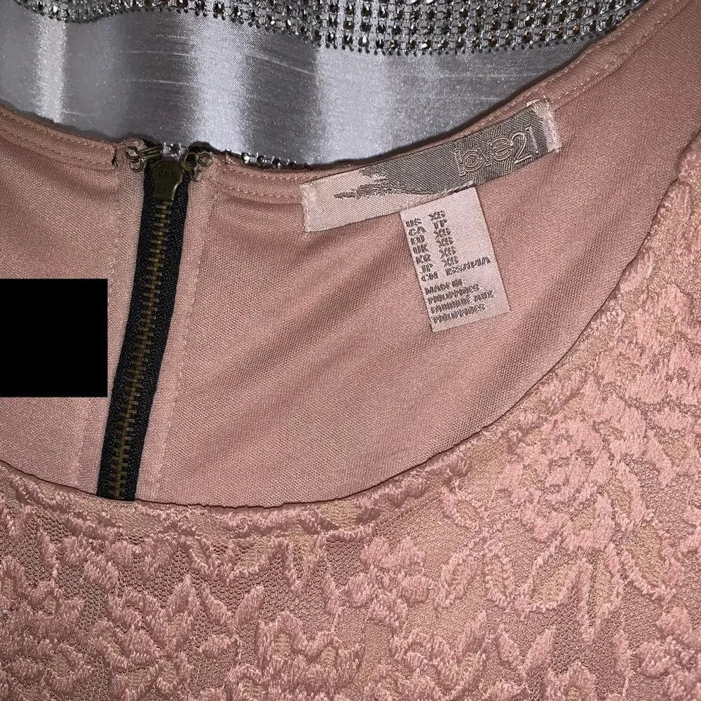 Pink lace forever 21 dress